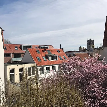 Lemperdenkmal *
