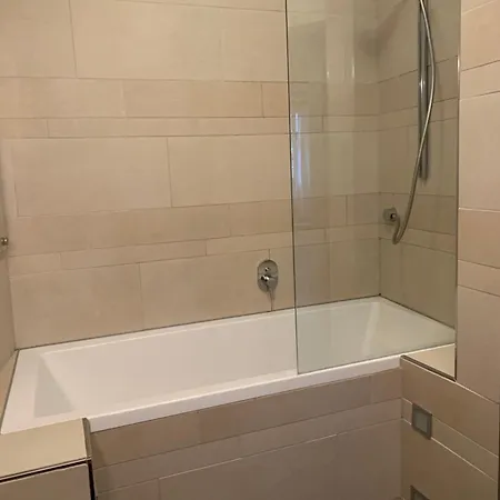 Daire Lemperdenkmal *